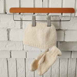 NEW! Soft Knit Cream Hat and Mittens for Kids